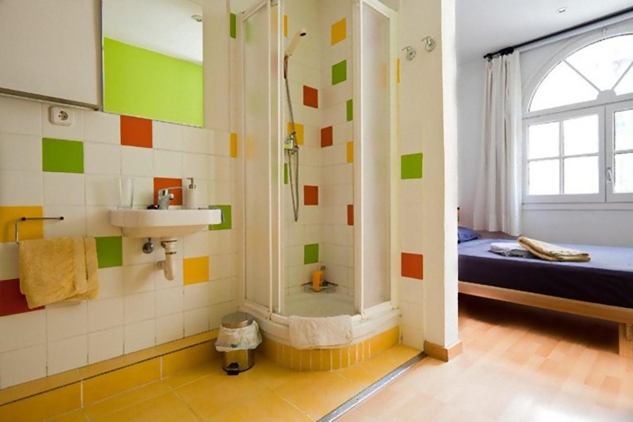 La Casa De Laura Nisia B&B Βαρκελώνη Εξωτερικό φωτογραφία