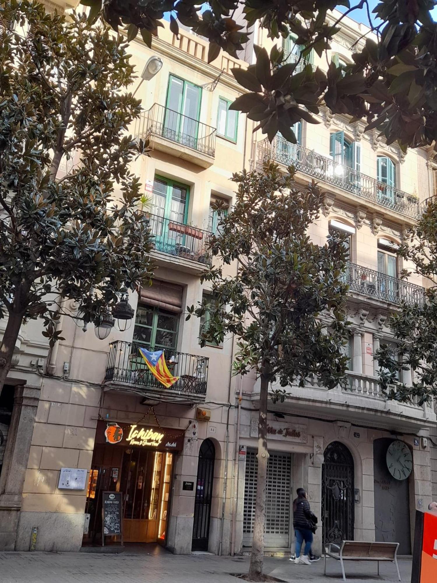 La Casa De Laura Nisia B&B Βαρκελώνη Εξωτερικό φωτογραφία